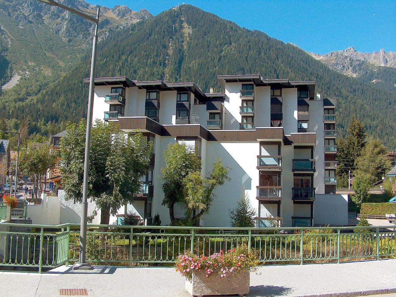 Apartment L'Aiguille Du Midi-2 By Interhome Шамони Екстериор снимка